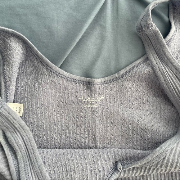 Urban Outfitters ribbed cami tank top - Picture 3 of 3